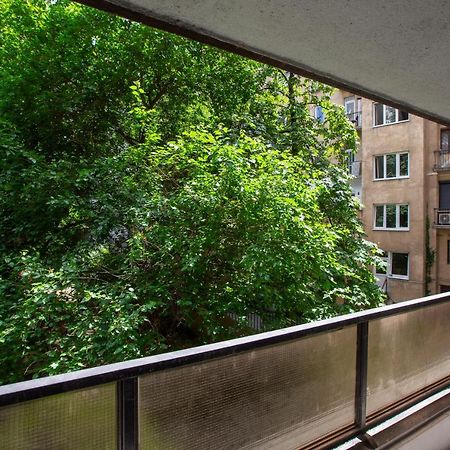 Stylish Quentin Apartment In The King Street ブダペスト エクステリア 写真