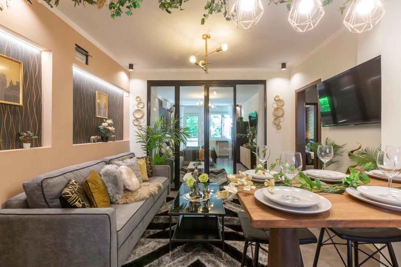 Stylish Quentin Apartment In The King Street ブダペスト エクステリア 写真